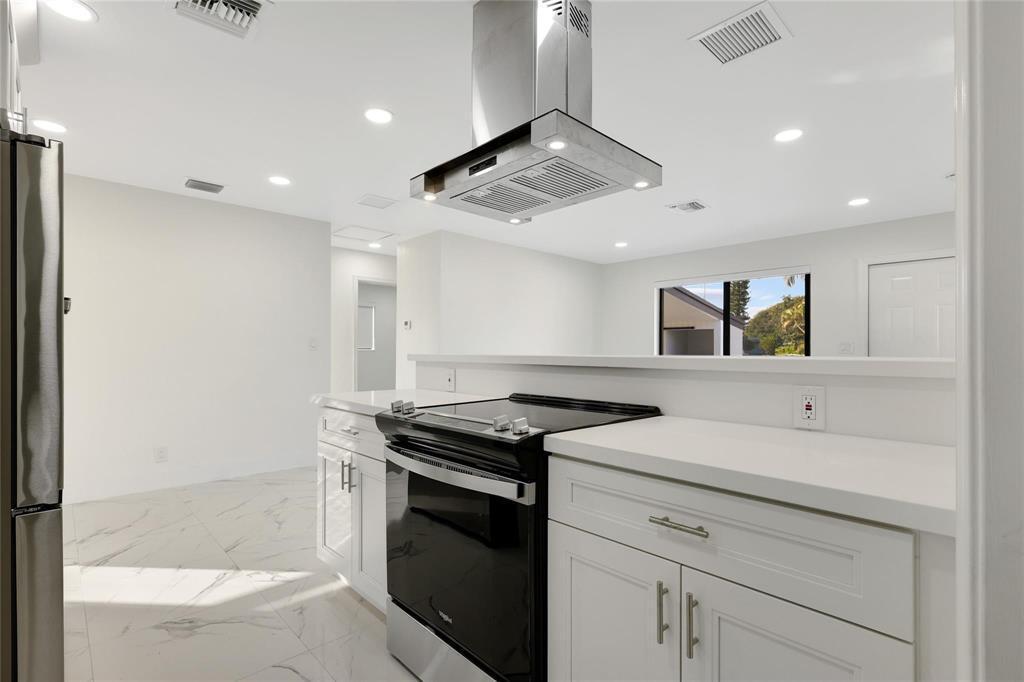 6374 SW 2nd Street, Margate FL 33068