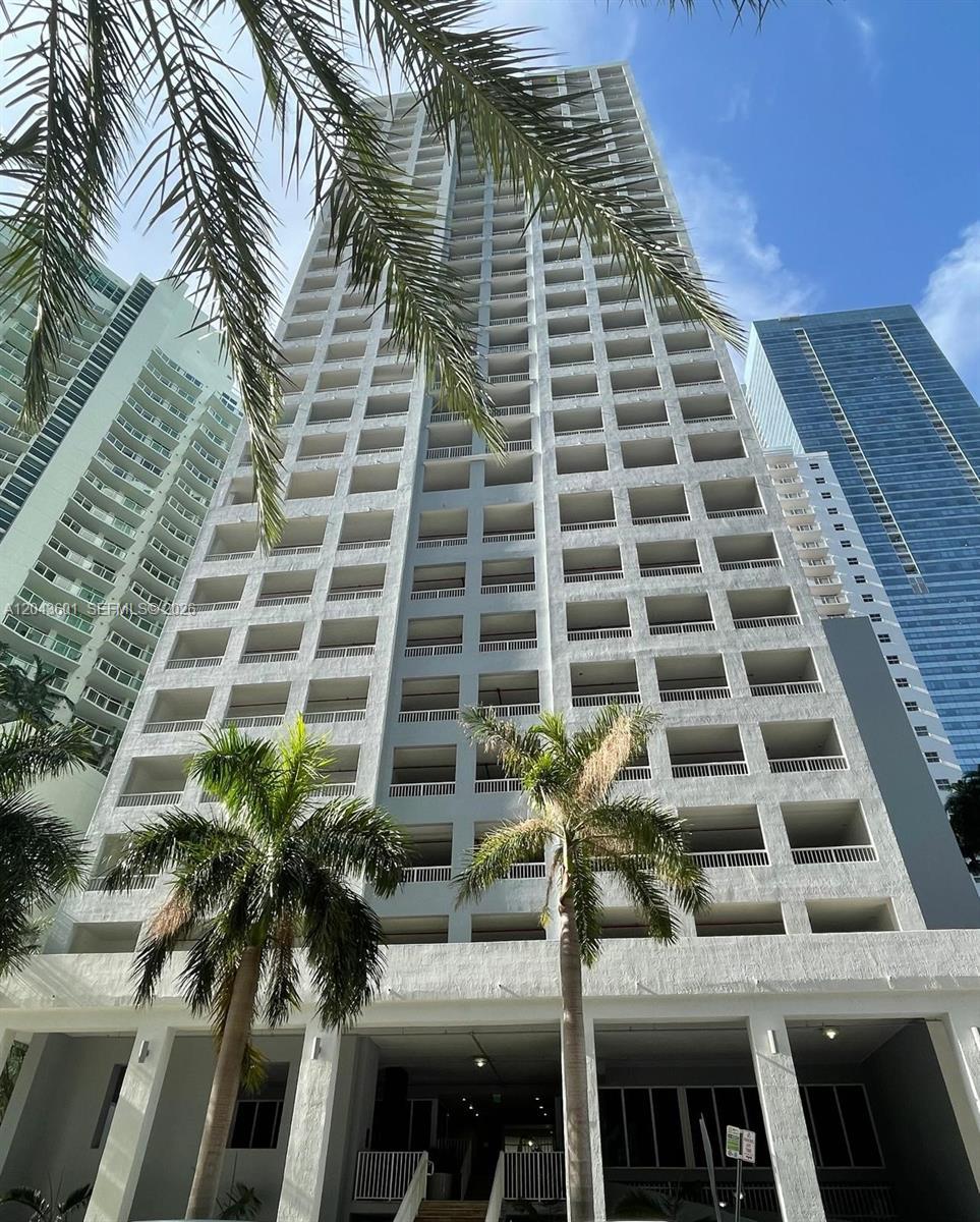 170 SE 14th St # 1804, Miami FL 33131
