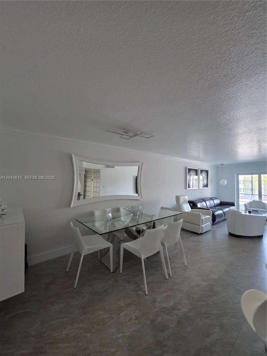 4670 W 13th Ln # 206, Hialeah FL 33012 photo 3