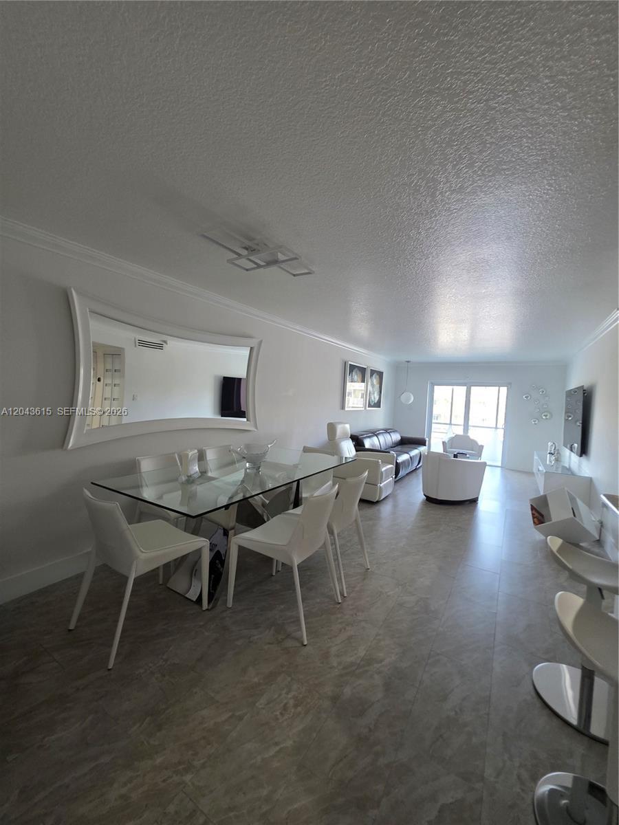 4670 W 13th Ln # 206, Hialeah FL 33012