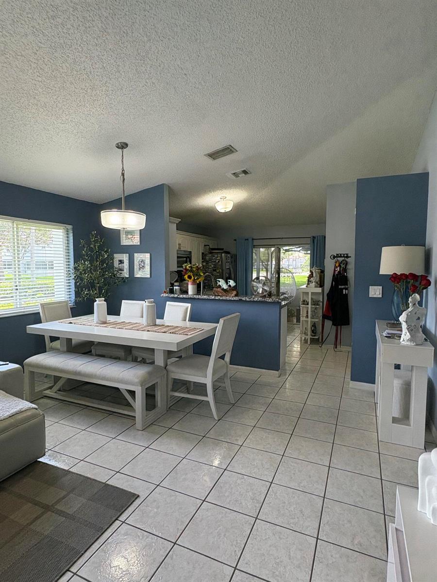 702 NW 208th Terrace, Pembroke Pines FL 33029 photo 5
