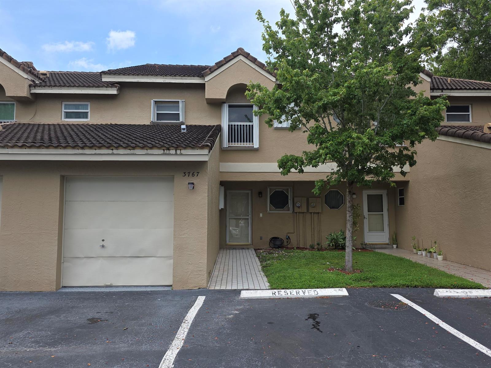 3767 NW 91st Lane, Sunrise FL 33351