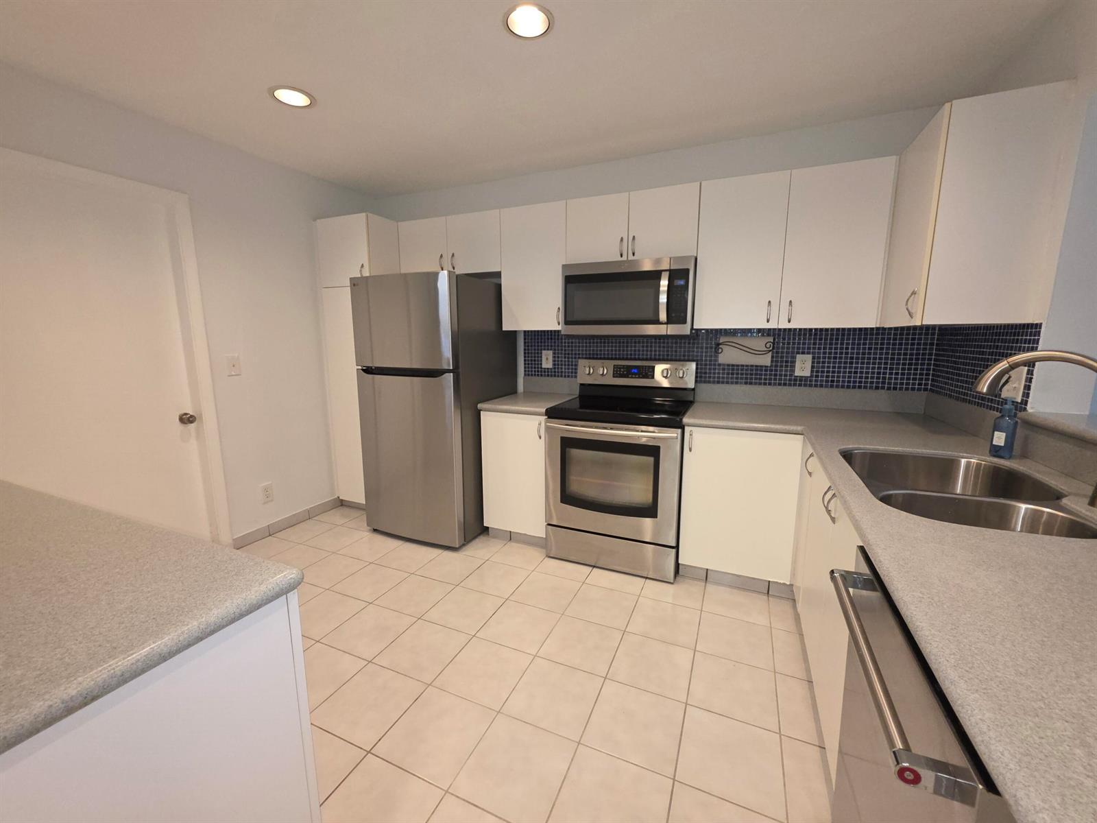3767 NW 91st Lane, Sunrise FL 33351 photo 4
