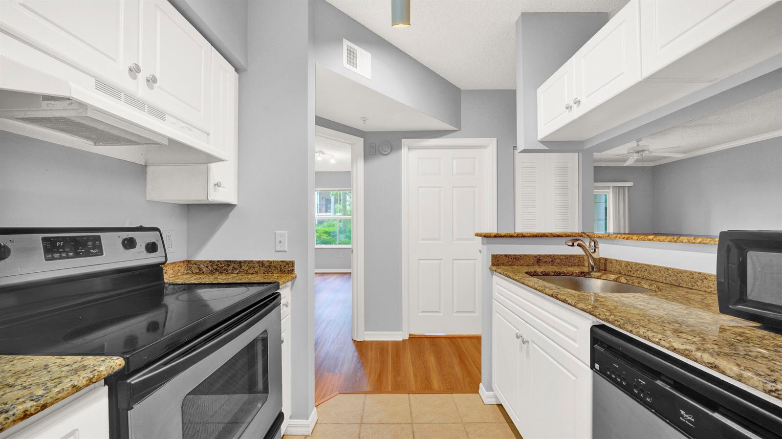 3106 Tuscany Way, Boynton Beach FL 33435