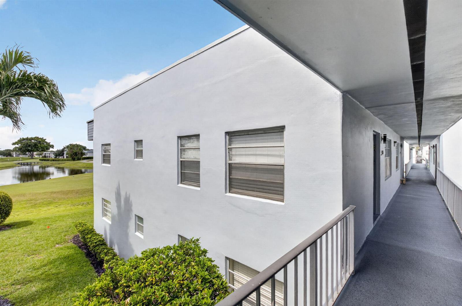 955 Normandy Trail, Delray Beach FL 33484 photo 2