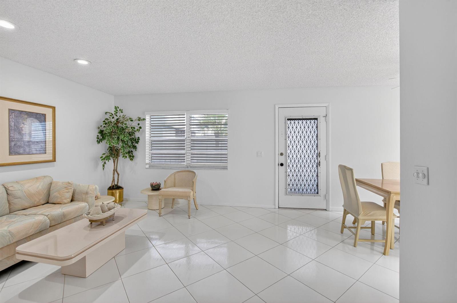 955 Normandy Trail, Delray Beach FL 33484 photo 4