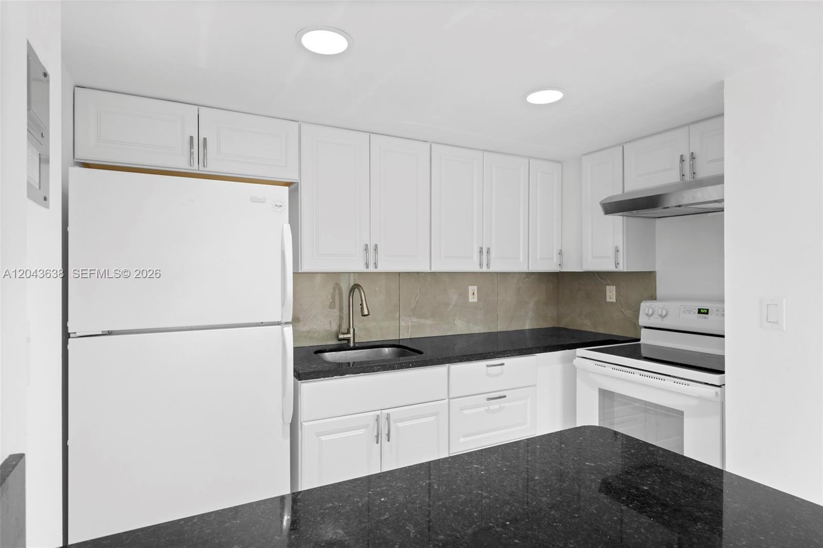 4335 NW South Tamiami Canal Dr # 209, Miami FL 33126 photo 3