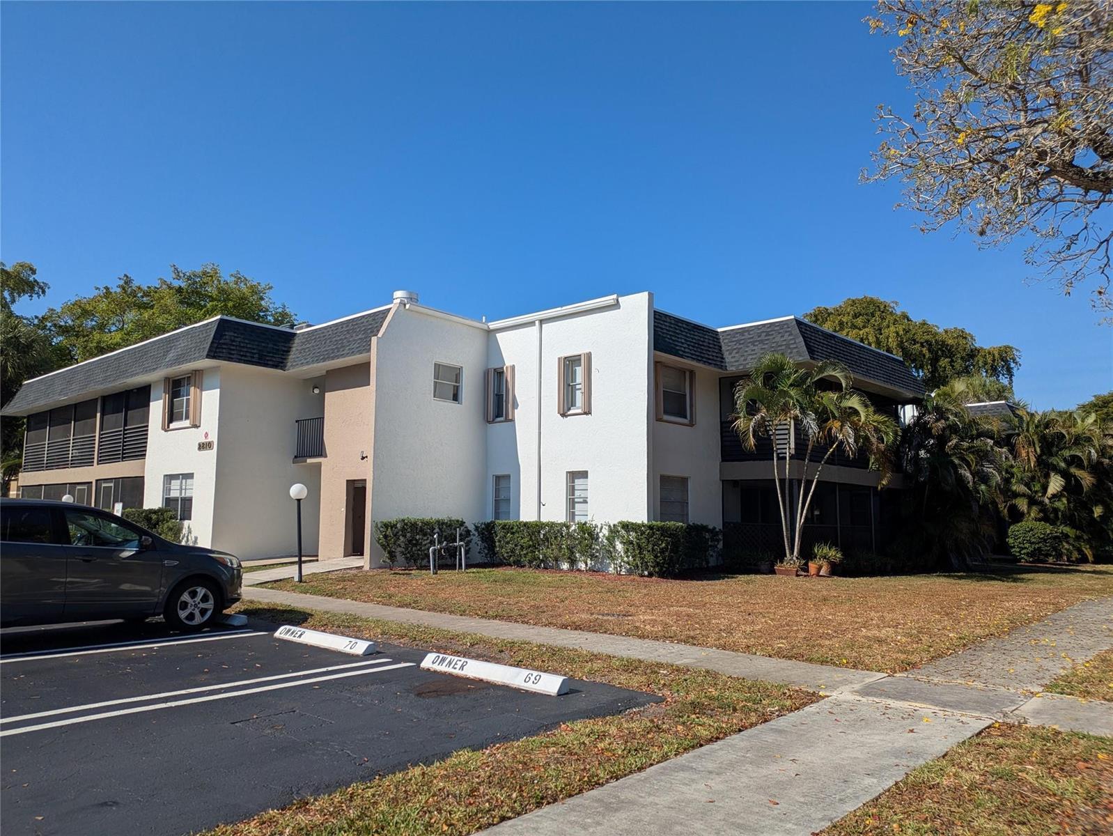 2810 Riverside Drive # a, Coral Springs FL 33065