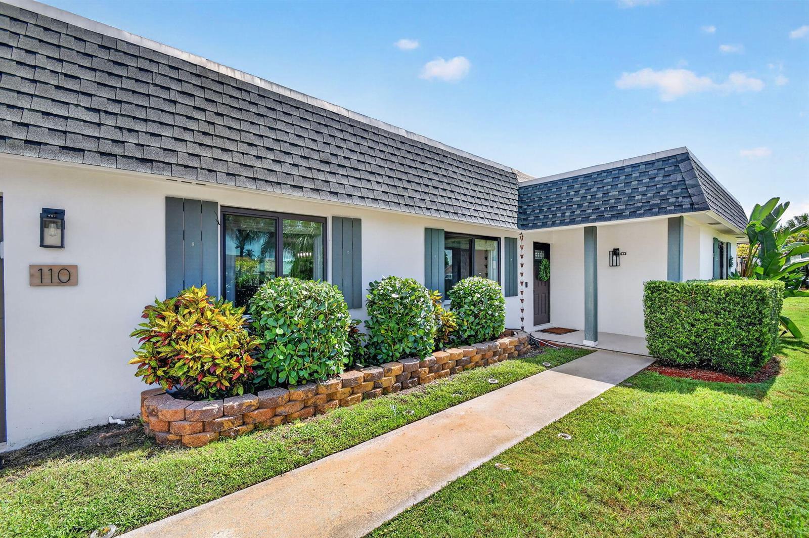 110 W Coconut Drive, Lake Worth FL 33467 photo 3