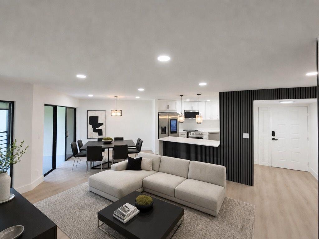 5900 Camino Del Sol # 306, Boca Raton FL 33433