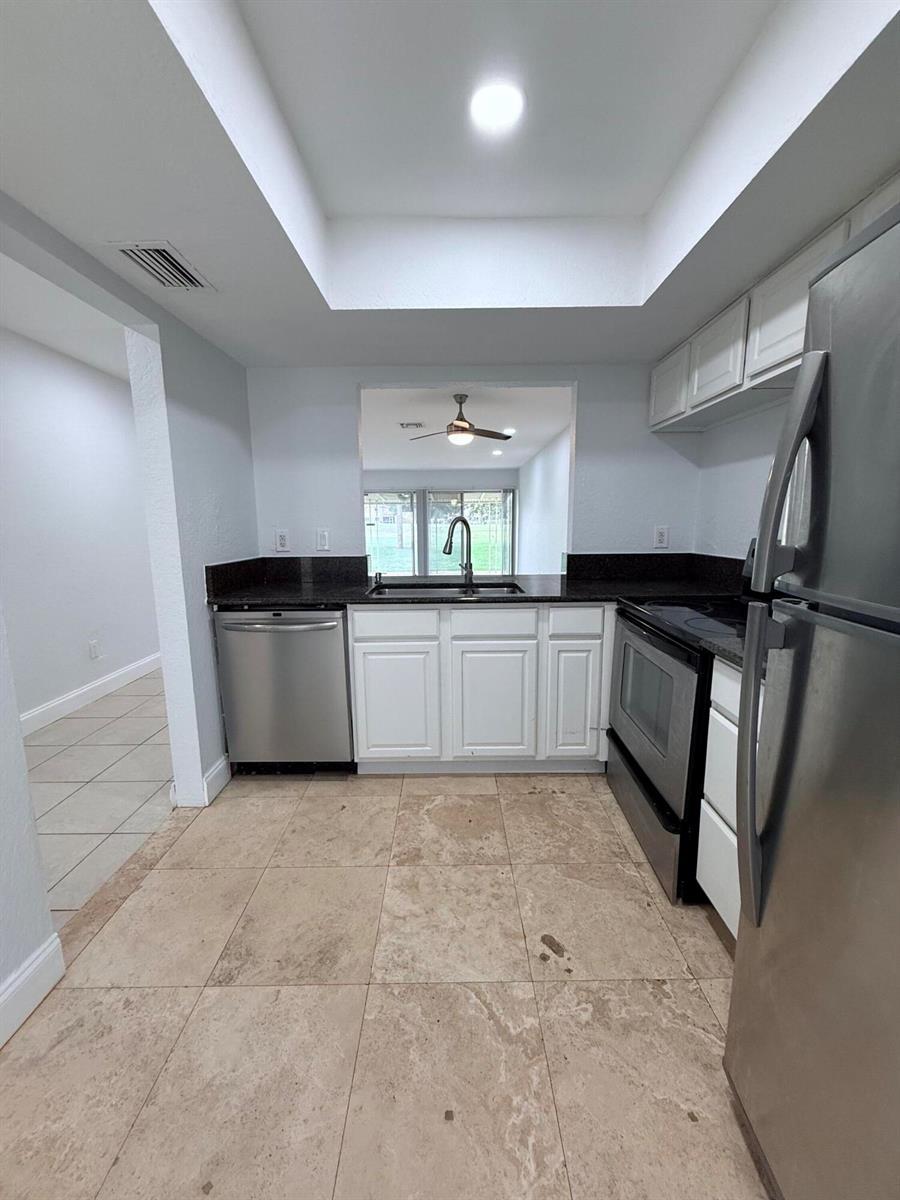 9640 NW 65th Street # D10, Tamarac FL 33321 photo 3