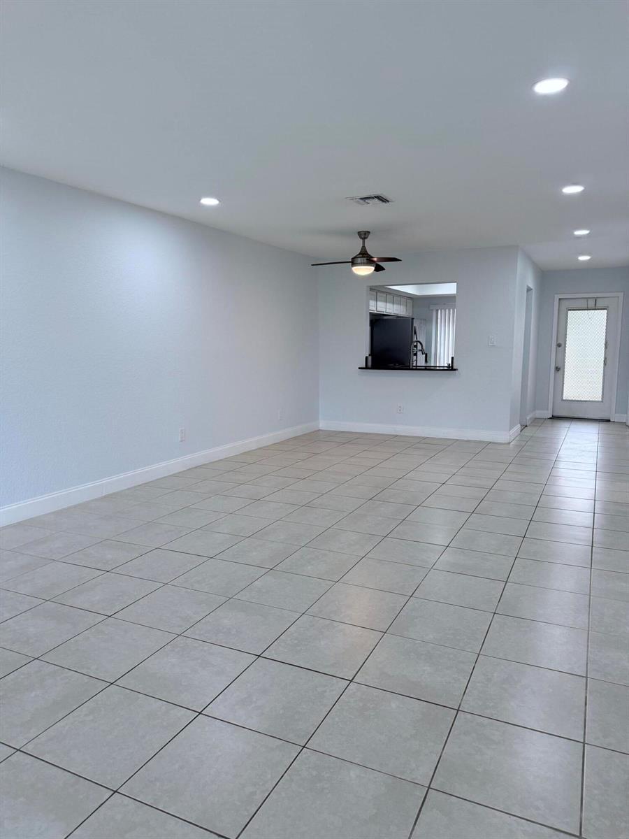 9640 NW 65th Street # D10, Tamarac FL 33321 photo 5