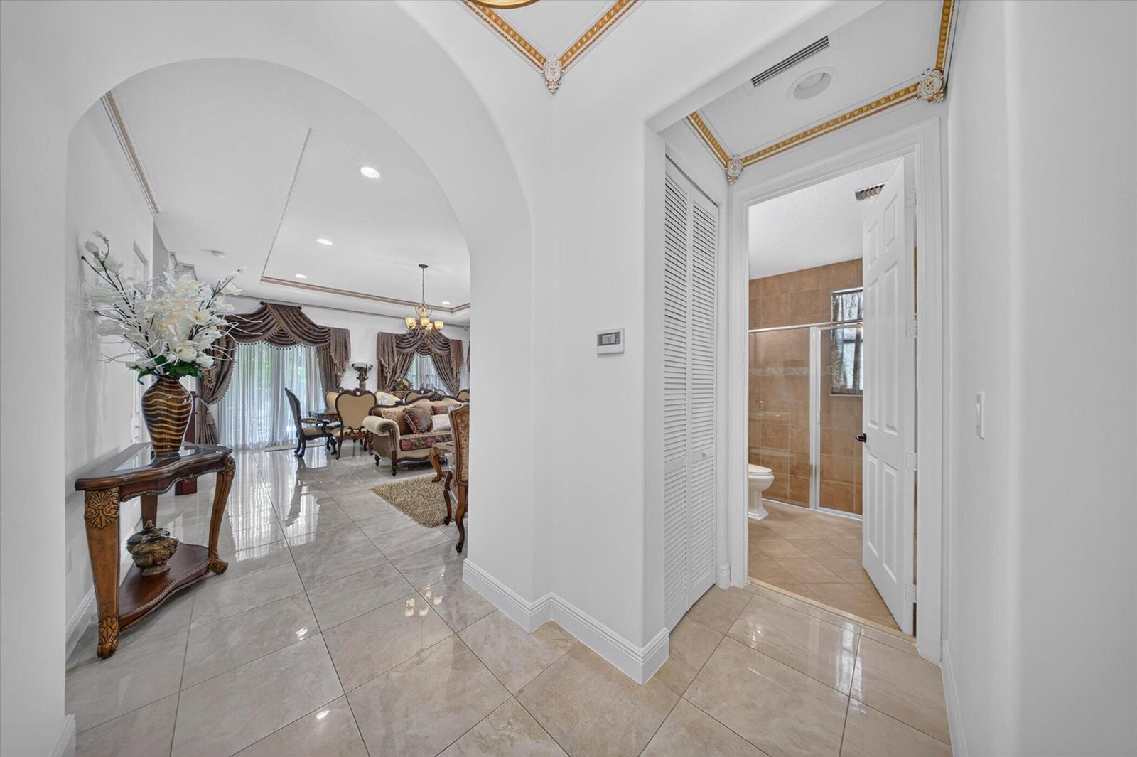 3686 NW 85th Terrace, Cooper City FL 33024 photo 3