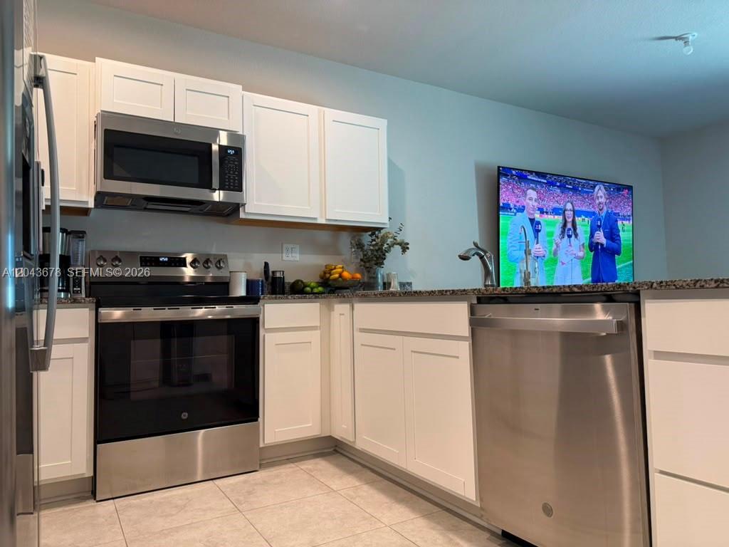 1057 NW 5th St # 1057, Florida City FL 33034 photo 2