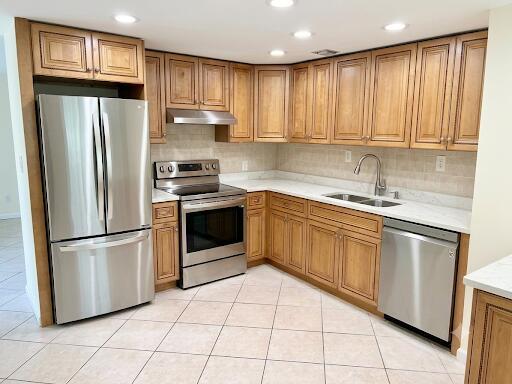 1015 Ainslie A Drive, Boca Raton FL 33434 photo 2
