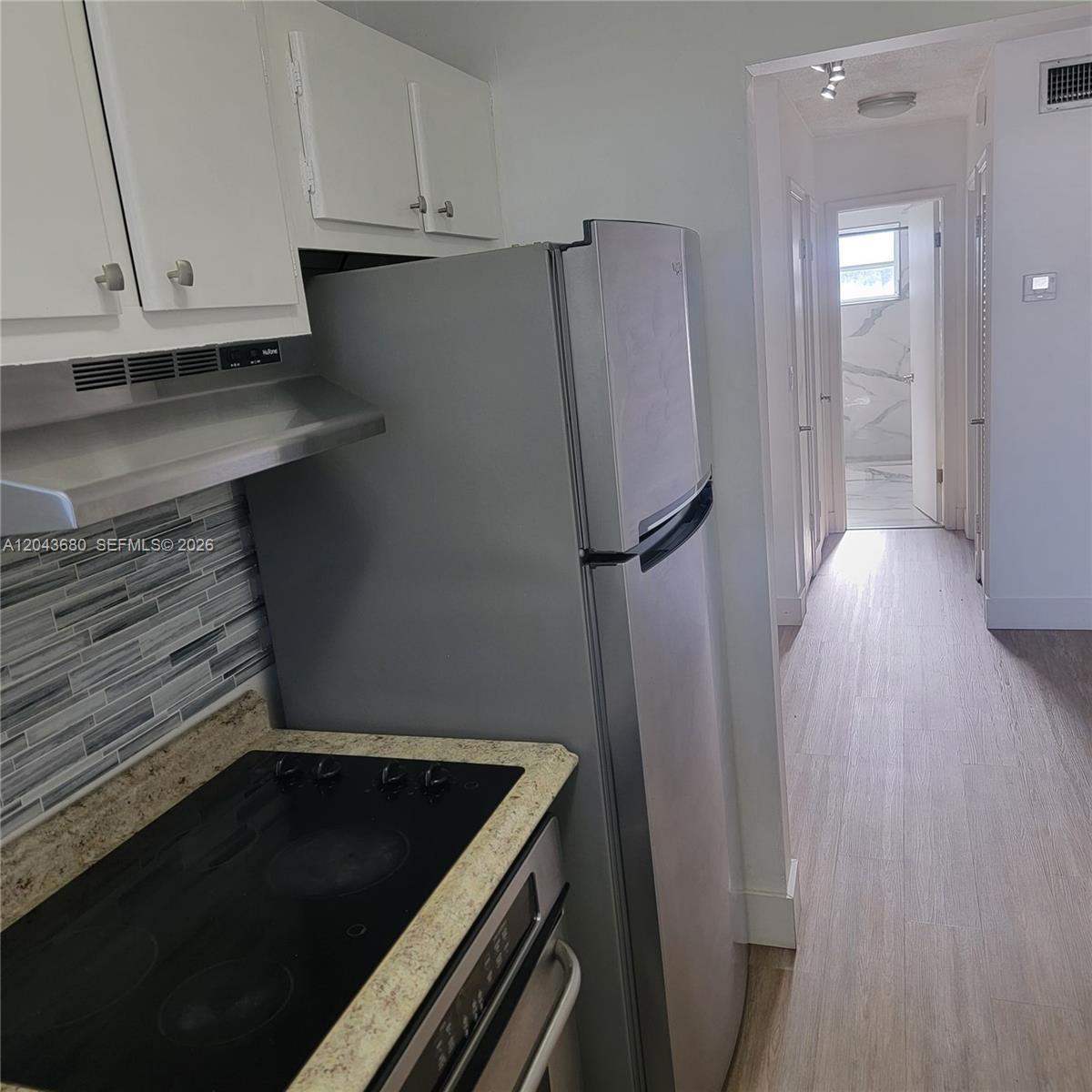1700 Cleveland St # 203, Hollywood FL 33020 photo 3
