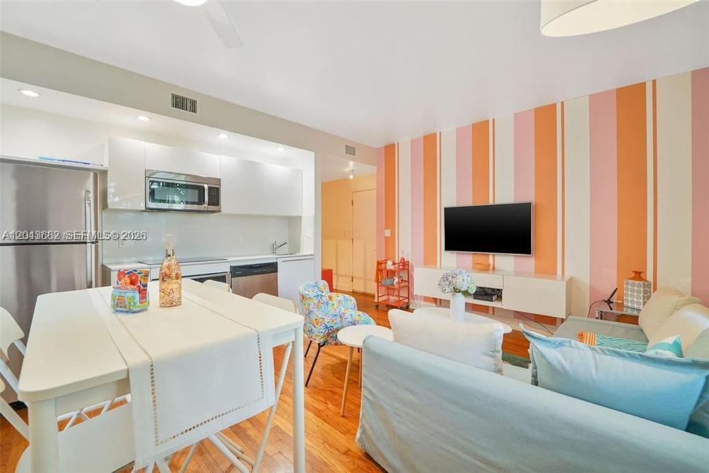 1410 Euclid Ave # 1, Miami Beach FL 33139 photo 2