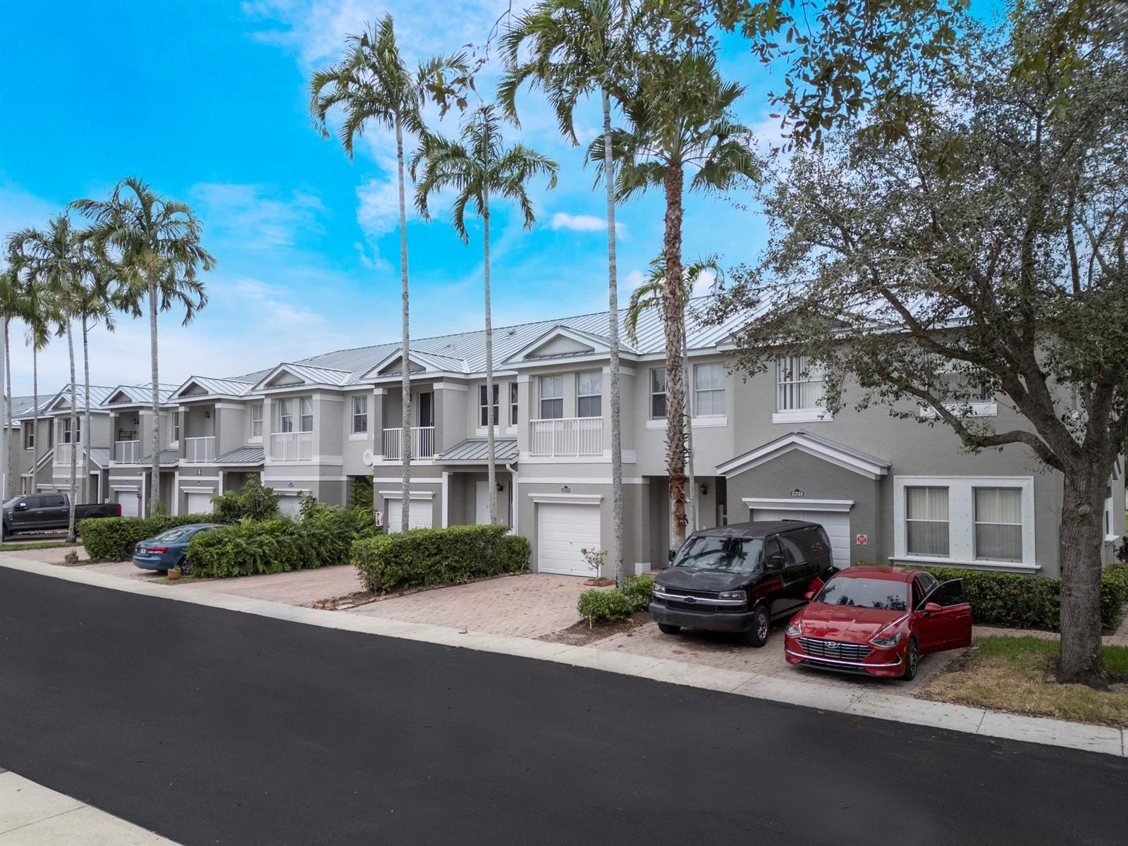 2216 Shoma Drive, West Palm Beach FL 33414 photo 3