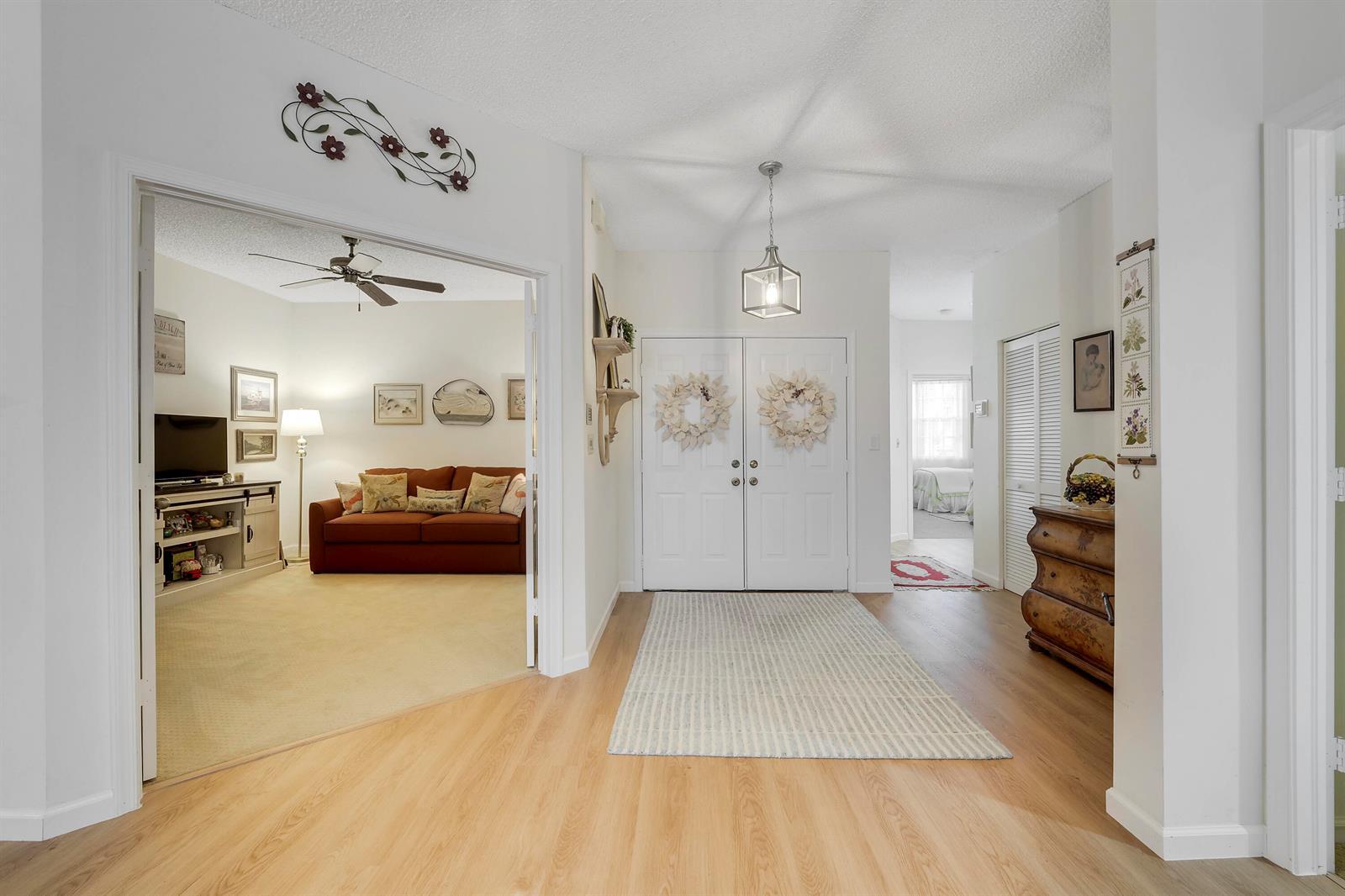 110 Legendary Circle, Palm Beach Gardens FL 33418 photo 2