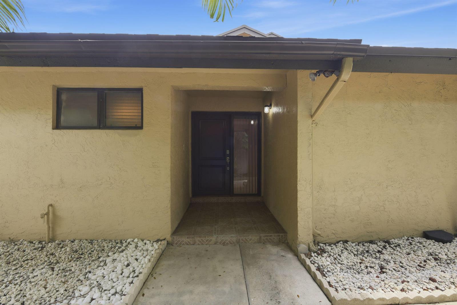 8741 Cleary Boulevard, Plantation FL 33324 photo 4