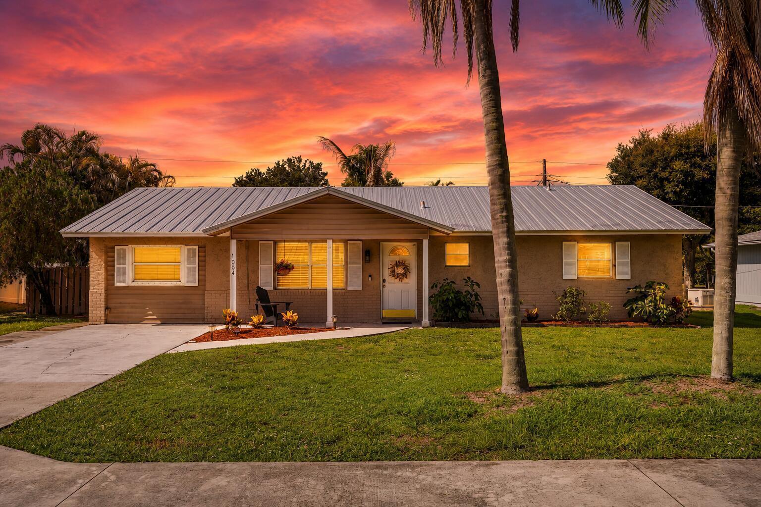 1004 NW 16th Place, Stuart FL 34994