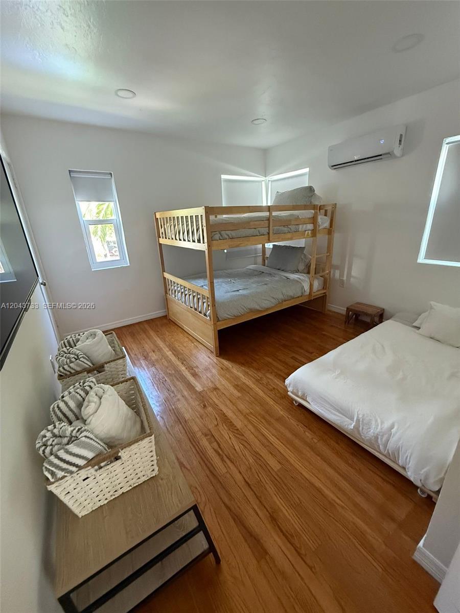 528 NE 70th St, Miami FL 33138 photo 3