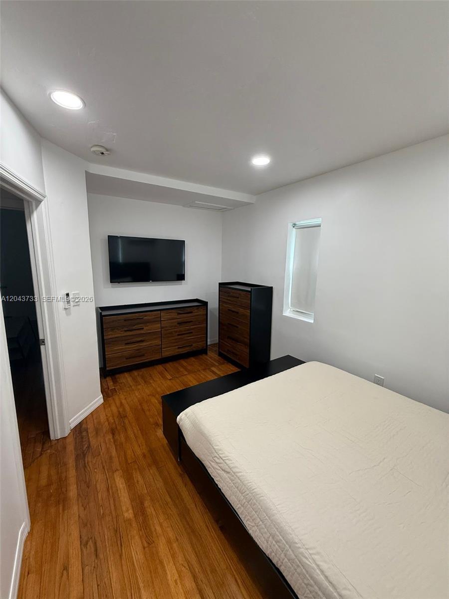528 NE 70th St, Miami FL 33138 photo 5