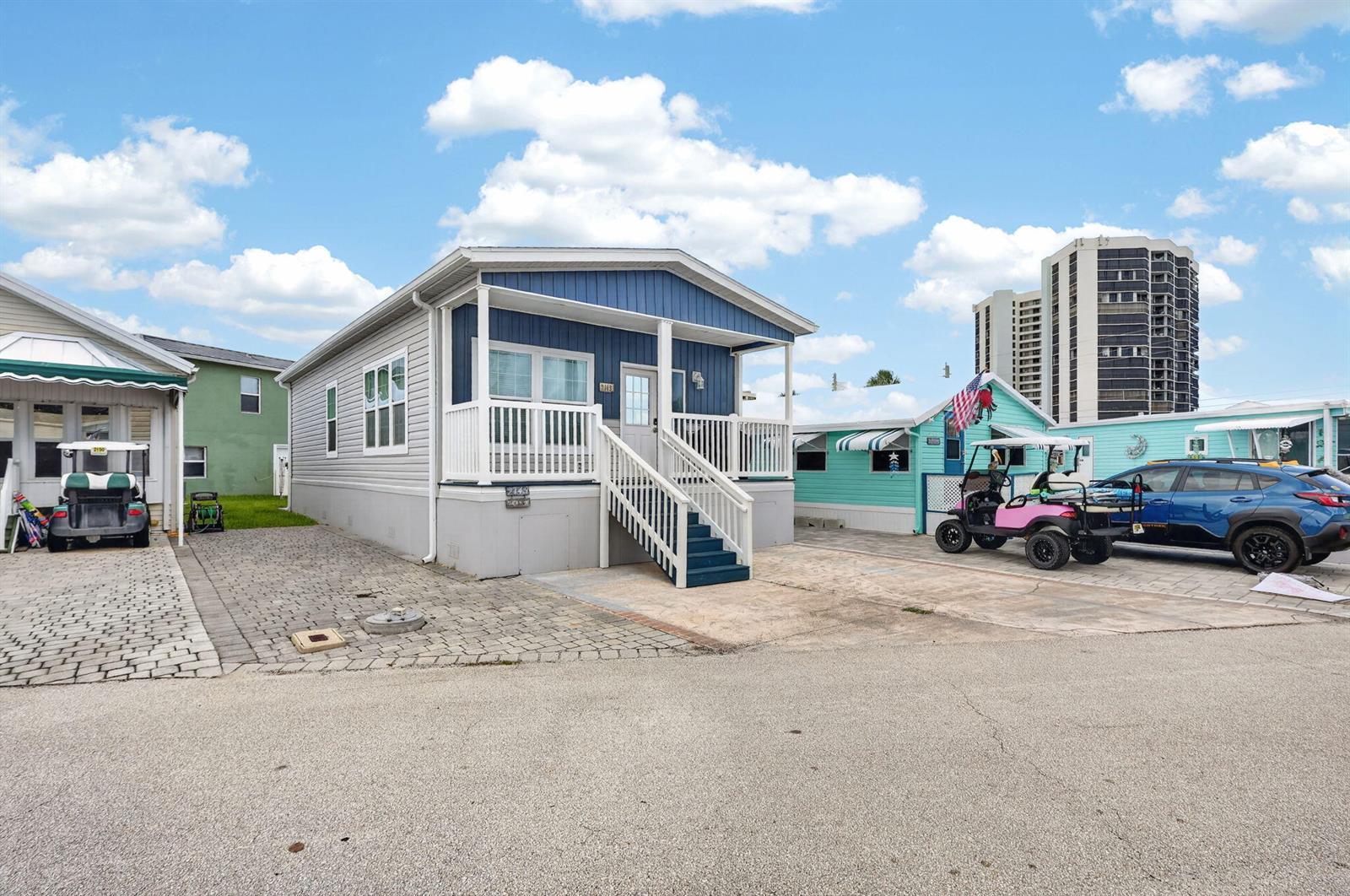 2149 Nettles Boulevard, Jensen Beach FL 34957 photo 4