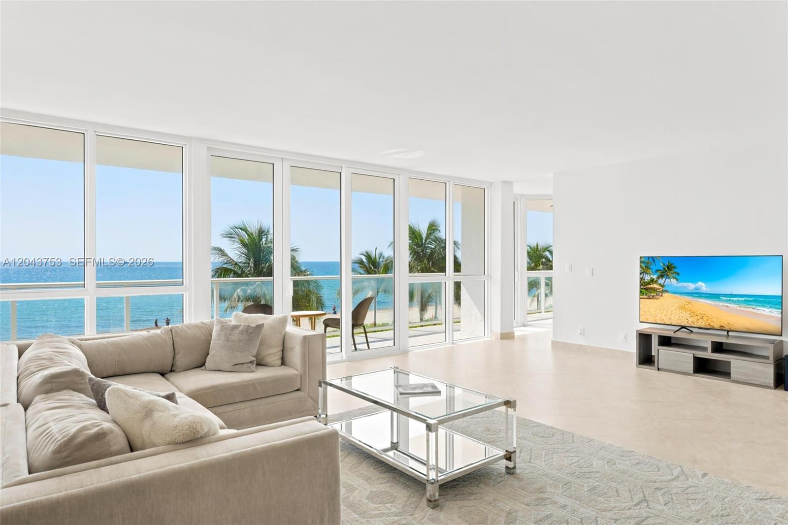 16485 Collins Ave, Sunny Isles Beach FL 33160 photo 4