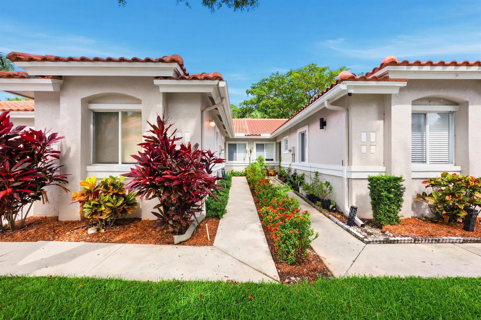 10432 Lake Vista Circle, Boca Raton FL 33498
