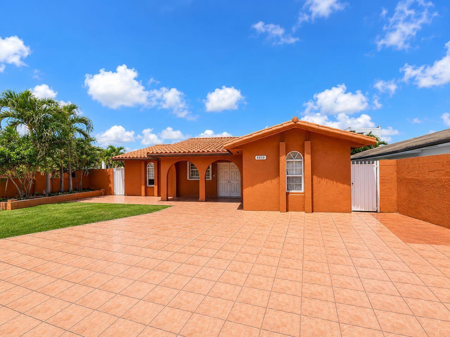 4210 W 10th Court, Hialeah FL 33012 photo 2