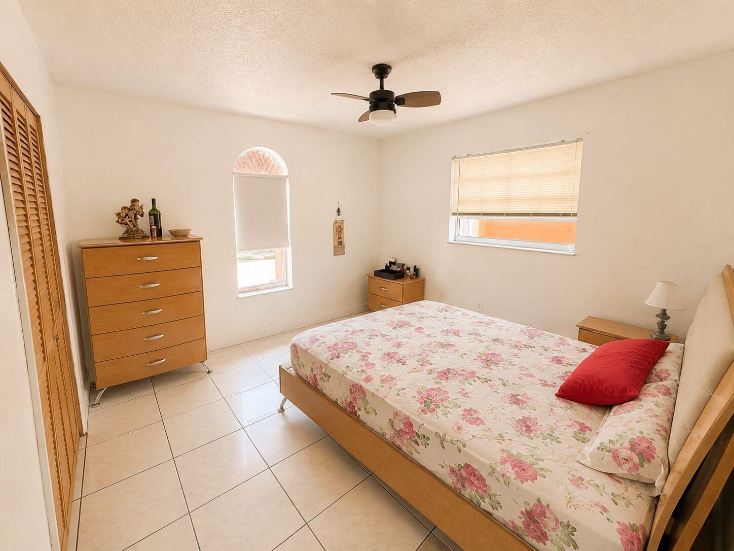 4210 W 10th Court, Hialeah FL 33012 photo 5