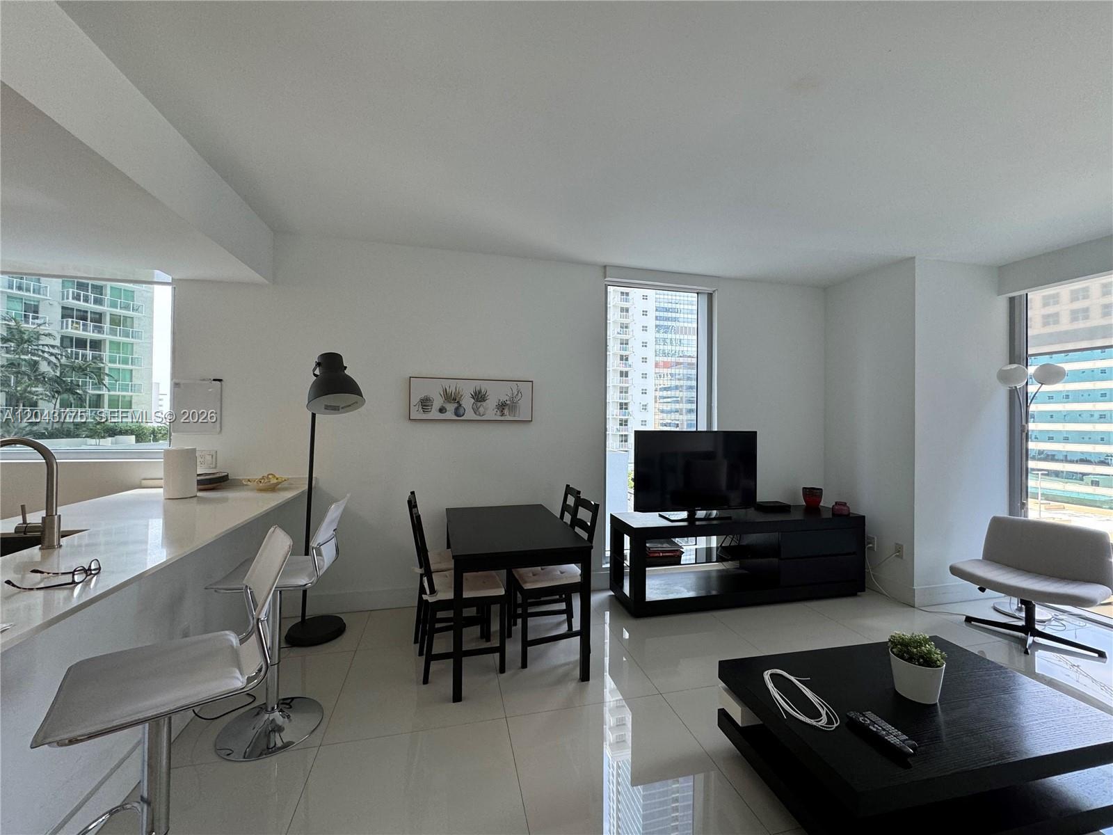 1300 Brickell Bay Dr # 901, Miami FL 33131 photo 2