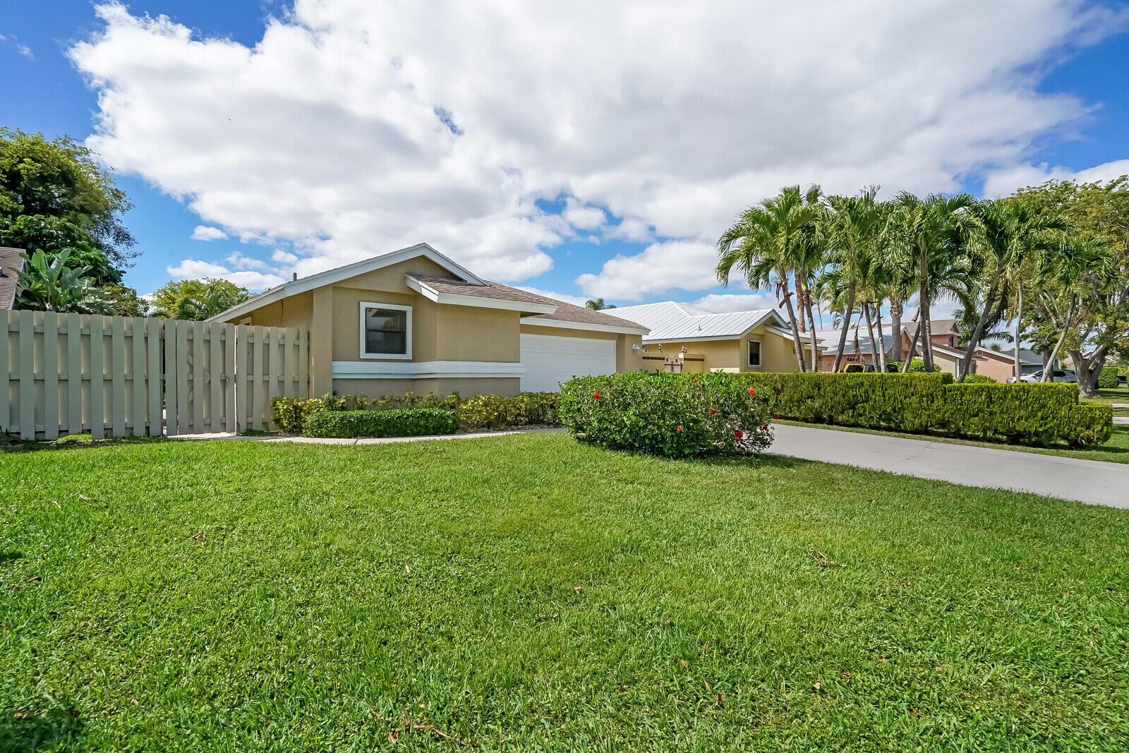 1080 NW 19th Terrace, Delray Beach FL 33445 photo 3