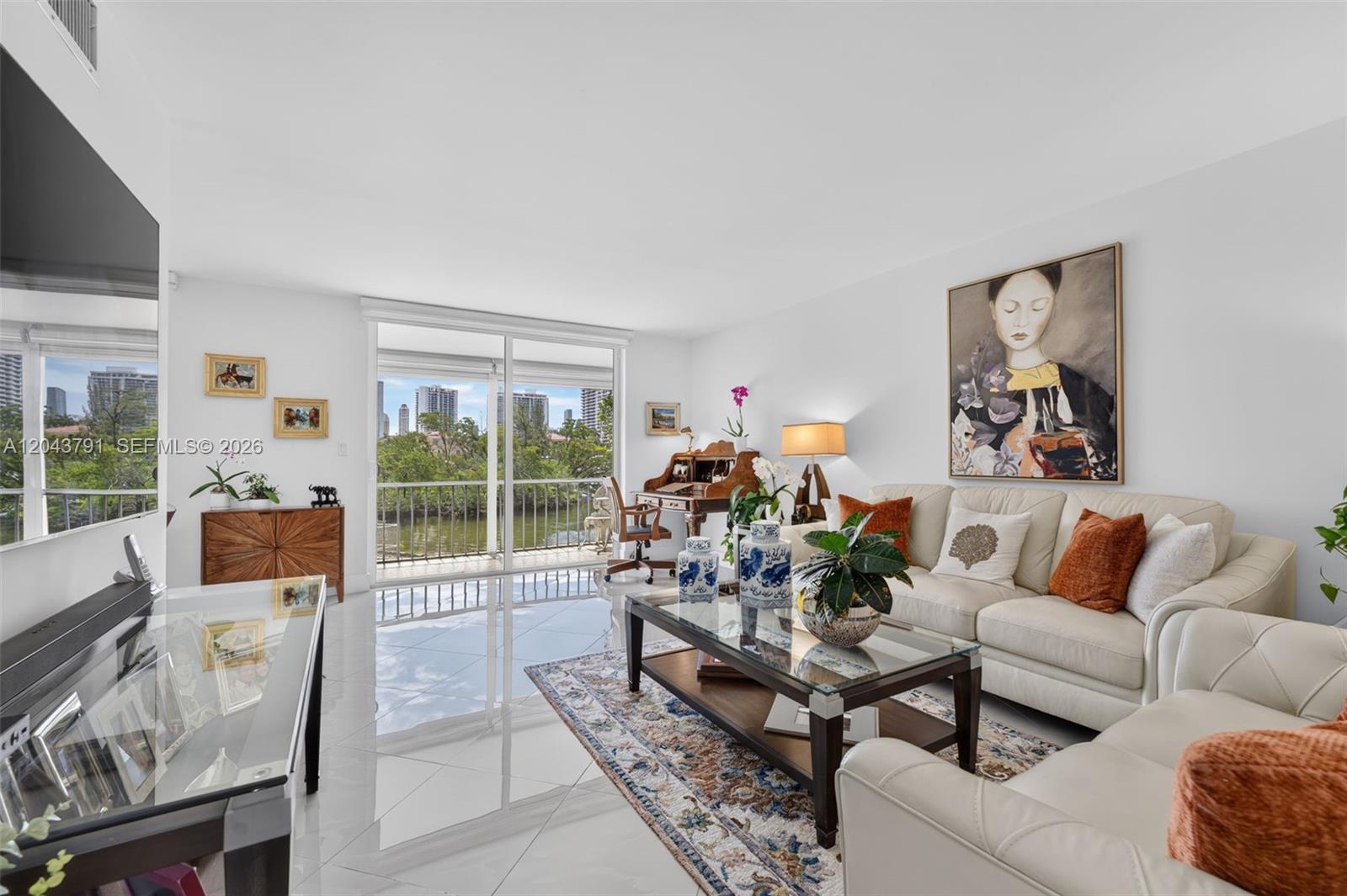 2930 Point East Dr # E201, Aventura FL 33160