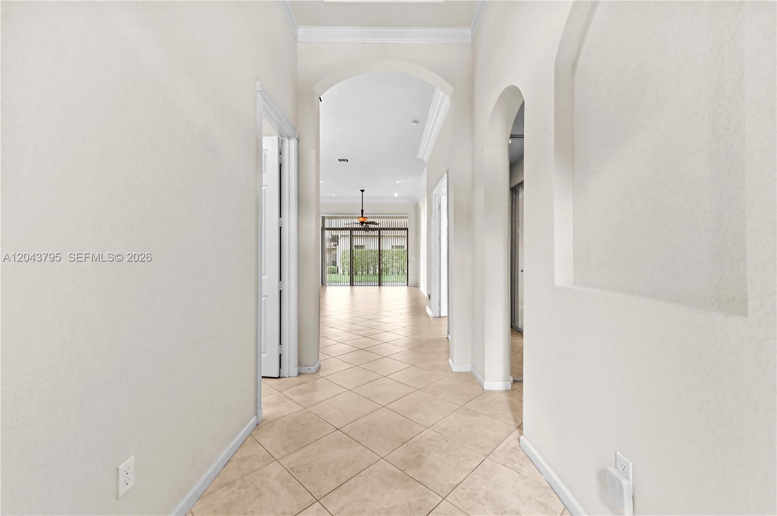 6823 Fabiano Cir, Boynton Beach FL 33437 photo 4