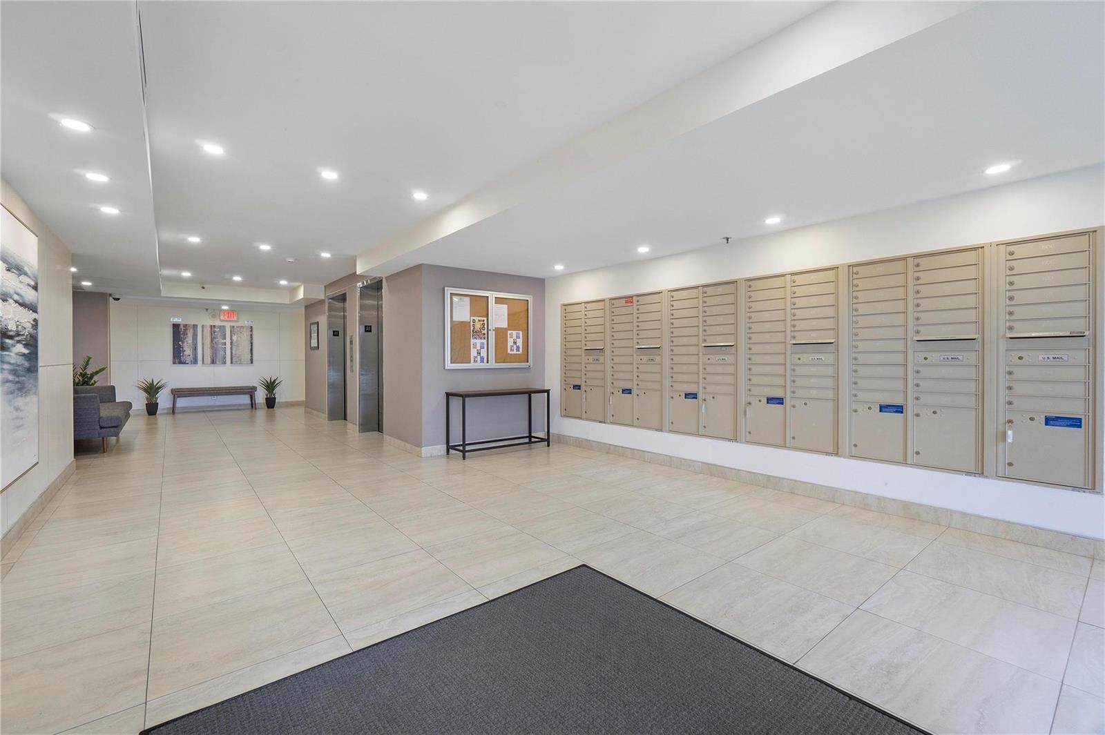 105 Lake Emerald Drive # 406, Oakland Park FL 33309 photo 2