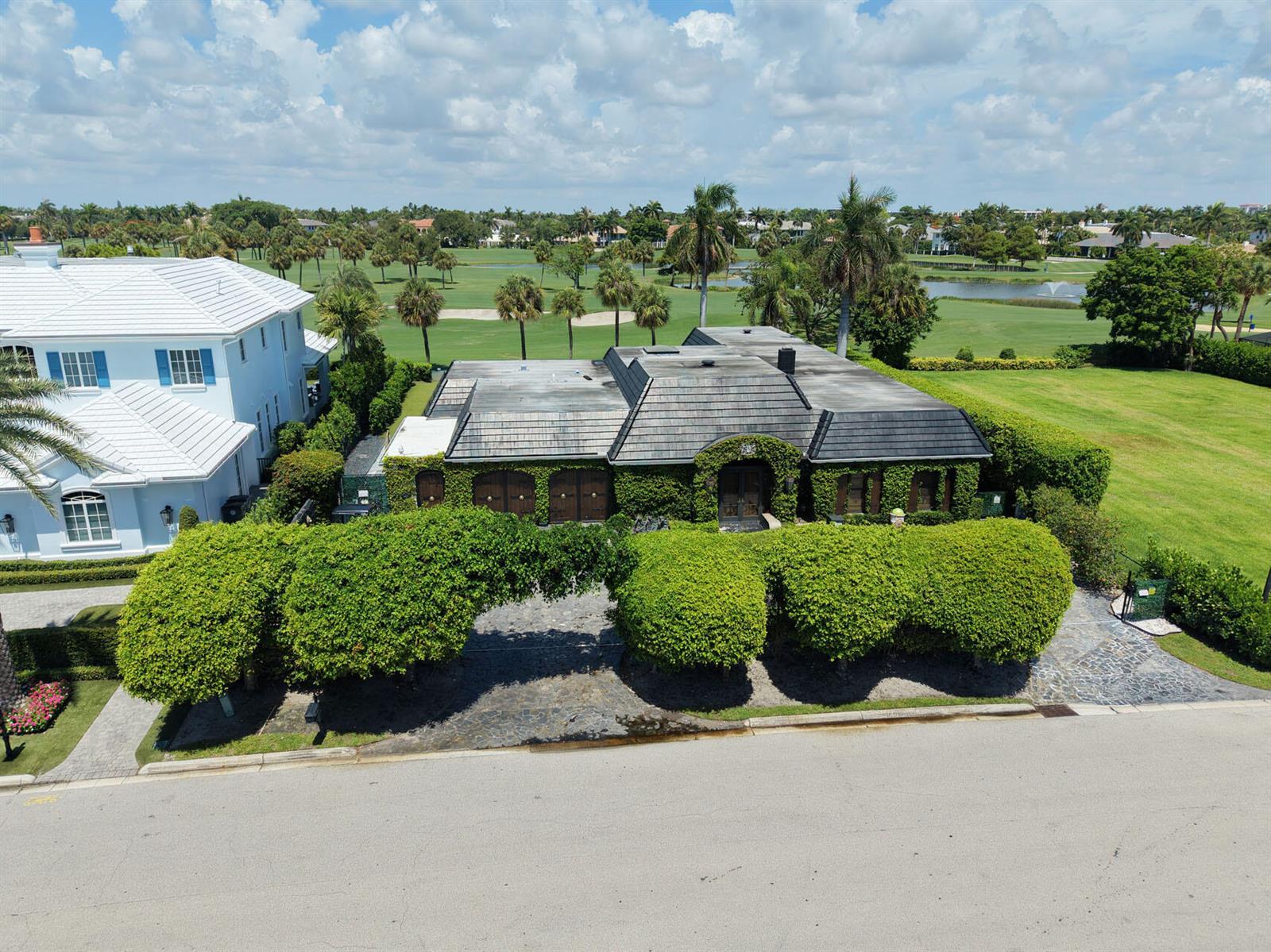1877 Royal Palm Way, Boca Raton FL 33432 photo 2