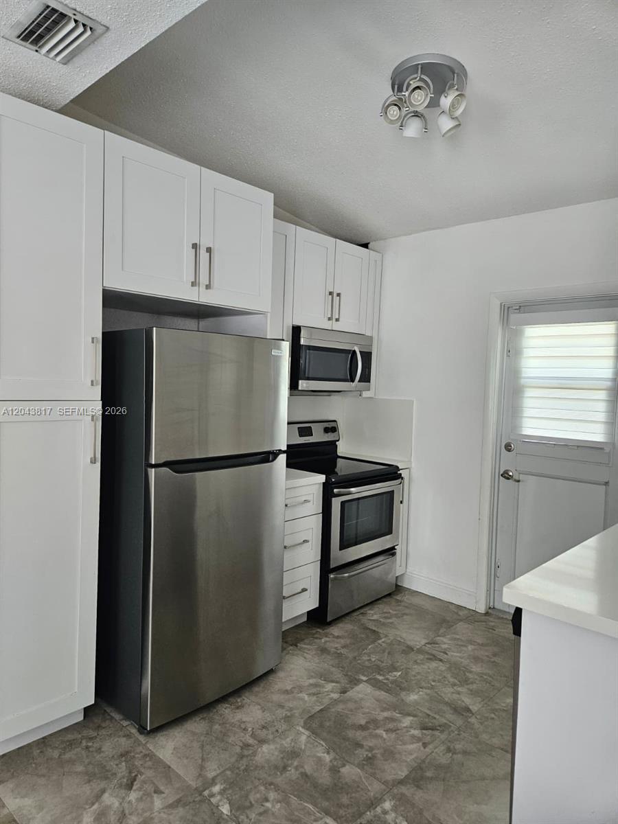 11000 SW 219th St, Miami FL 33170 photo 3