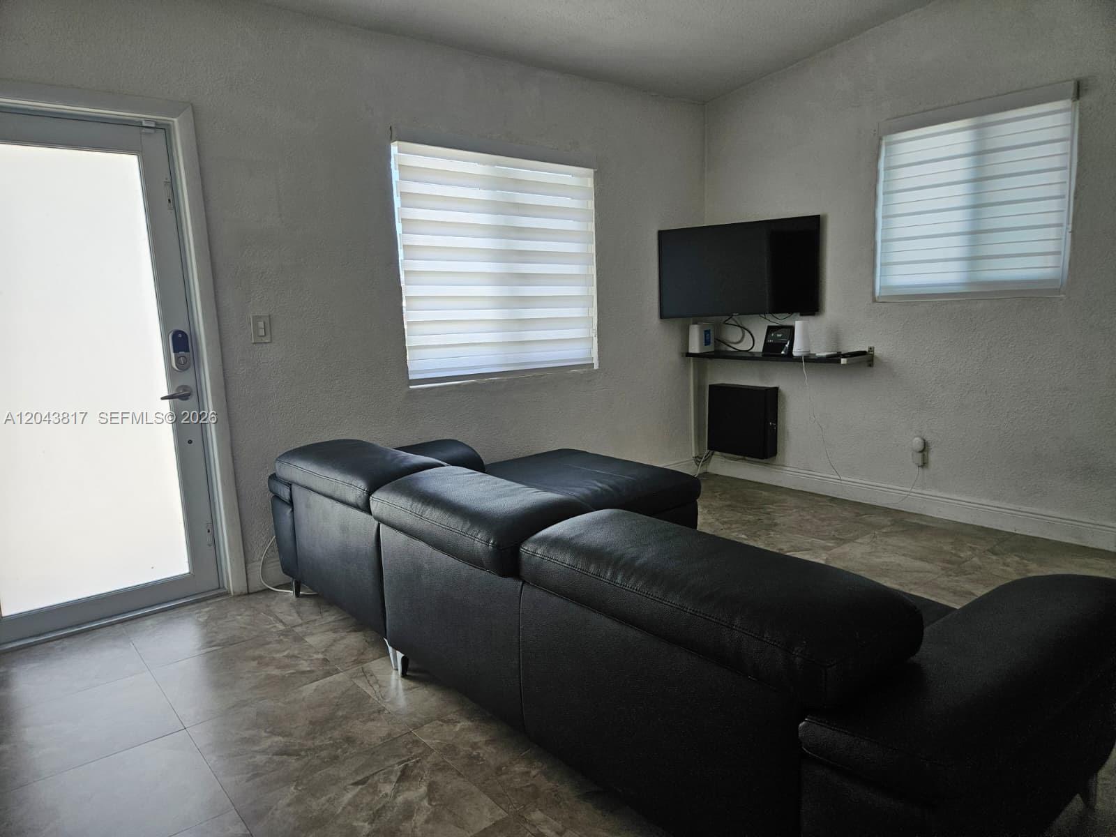 11000 SW 219th St, Miami FL 33170 photo 4