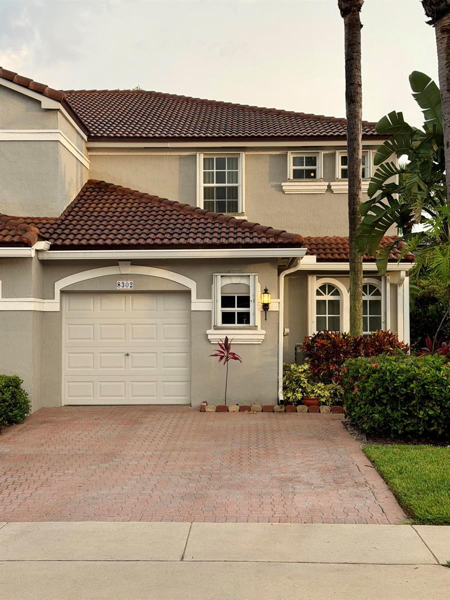 8302 Vía Serena, Boca Raton FL 33433