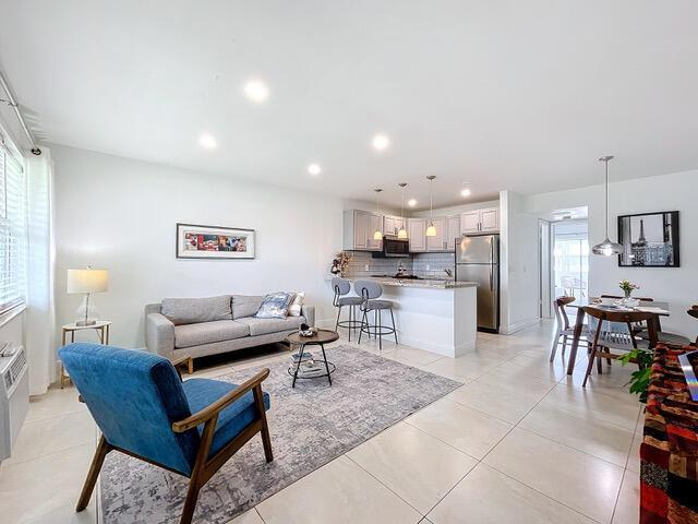 410 Chatham T, West Palm Beach FL 33417 photo 5