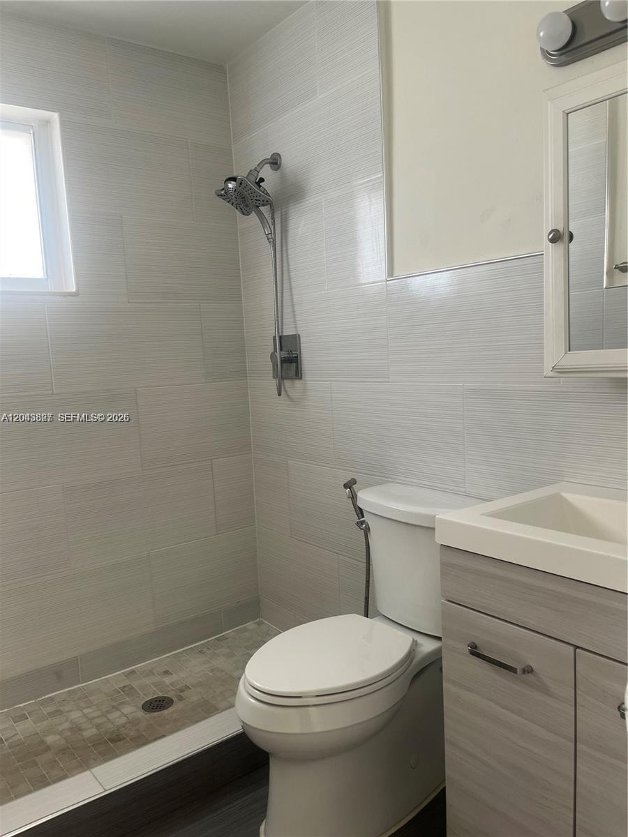 753 SW 3rd St, Dania Beach FL 33004 photo 4