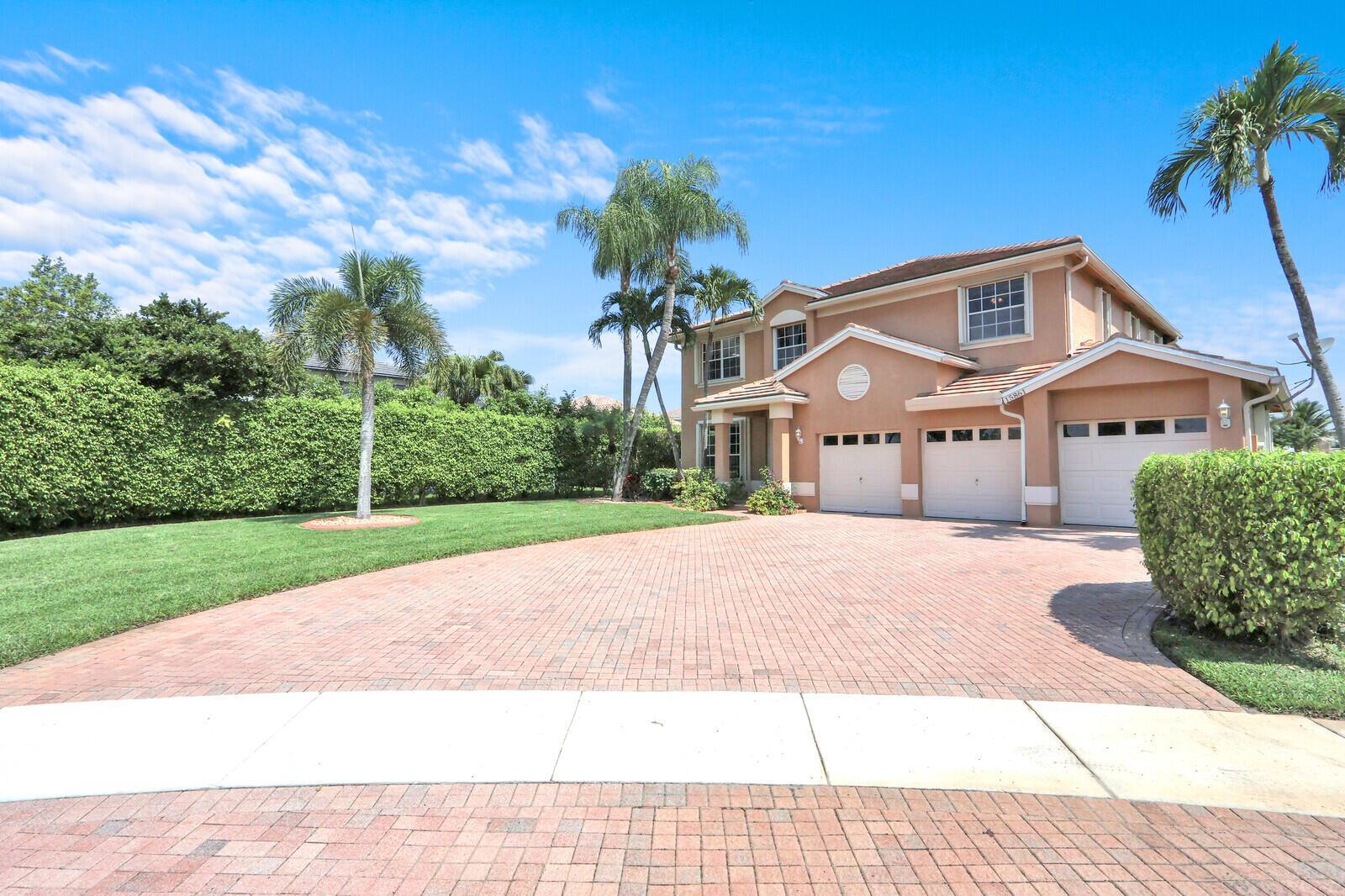 15861 Lisbon Court, Wellington FL 33414 photo 3