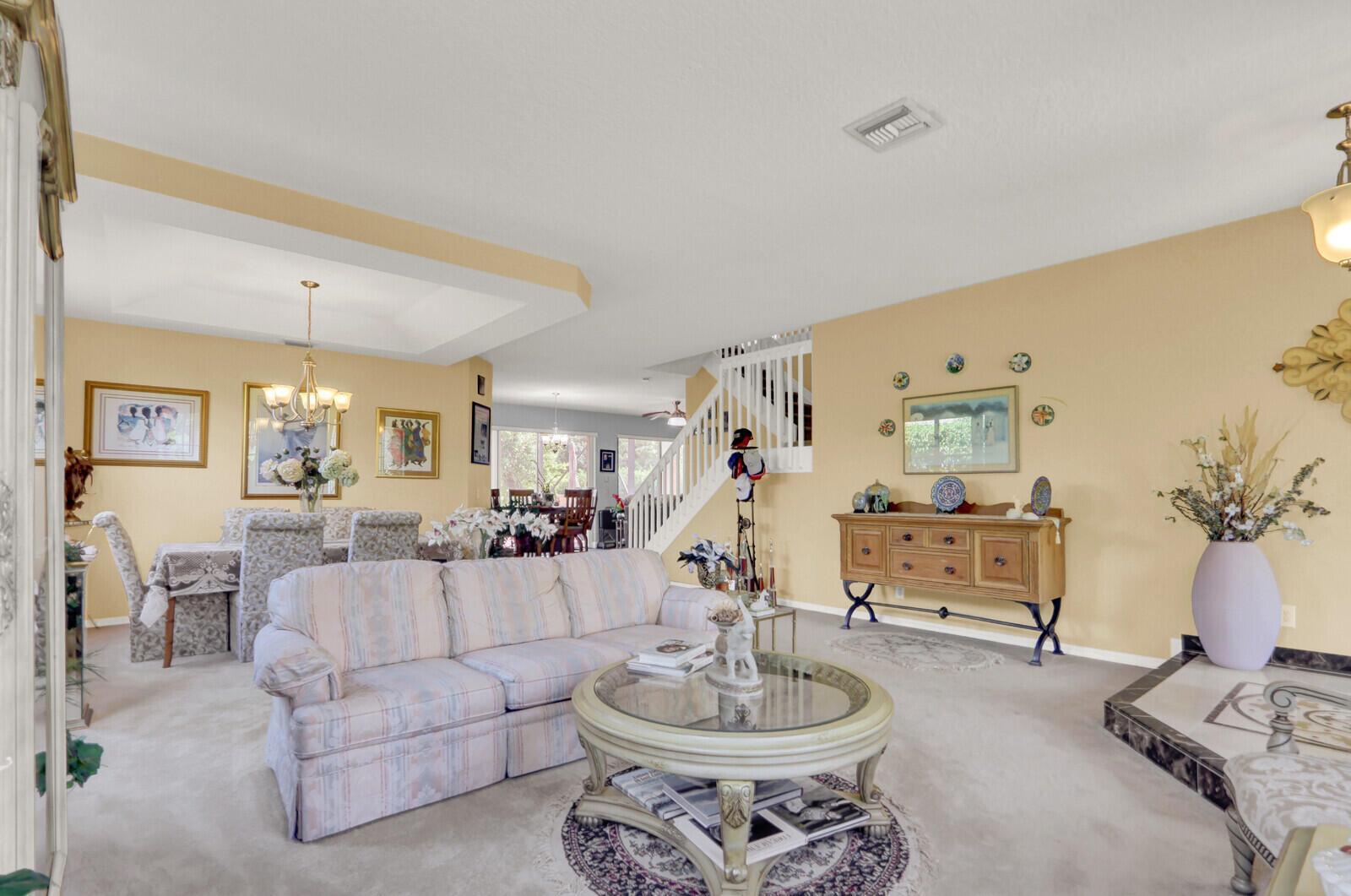 15861 Lisbon Court, Wellington FL 33414 photo 4