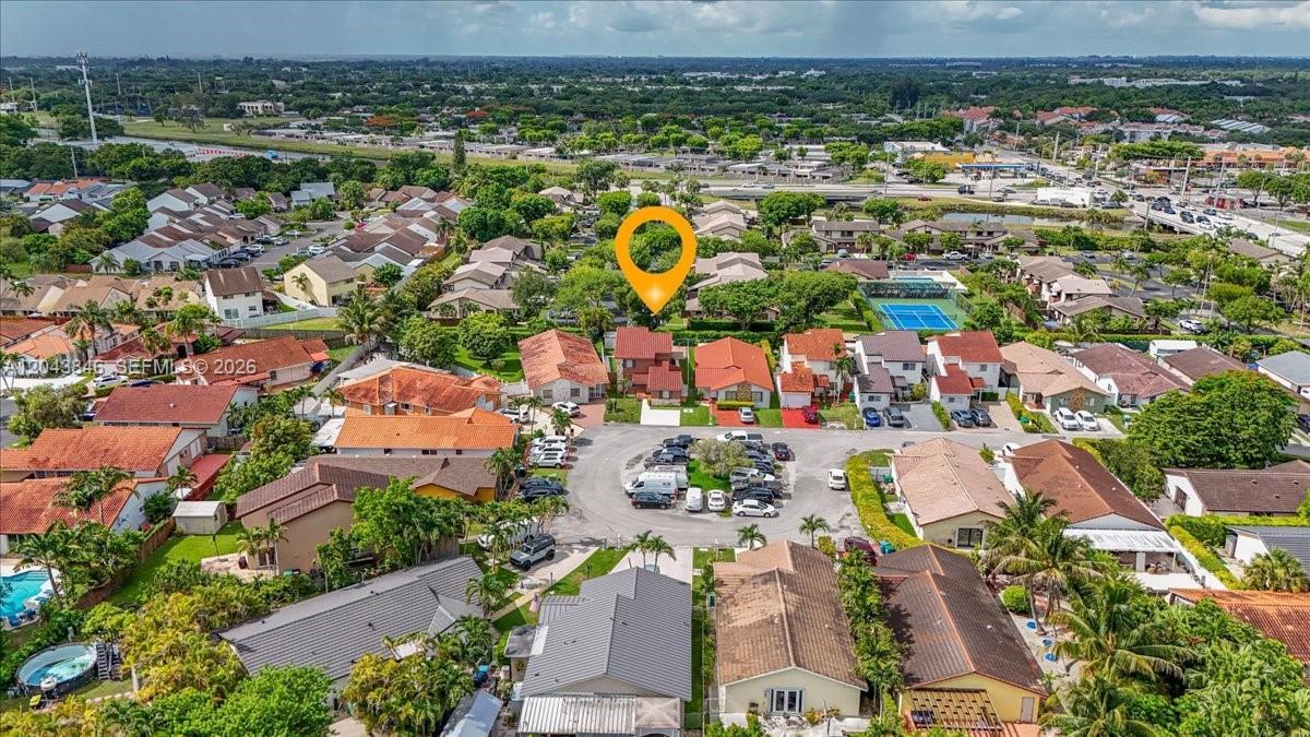 10528 SW 69th Ter, Miami FL 33173 photo 4