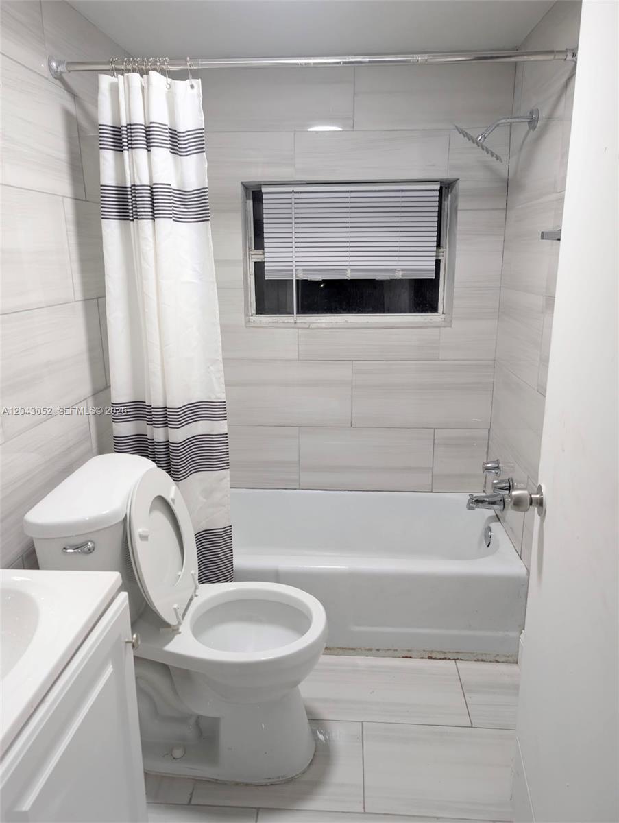 700 Boston Ave Apt C, Fort Pierce FL 34950 photo 5