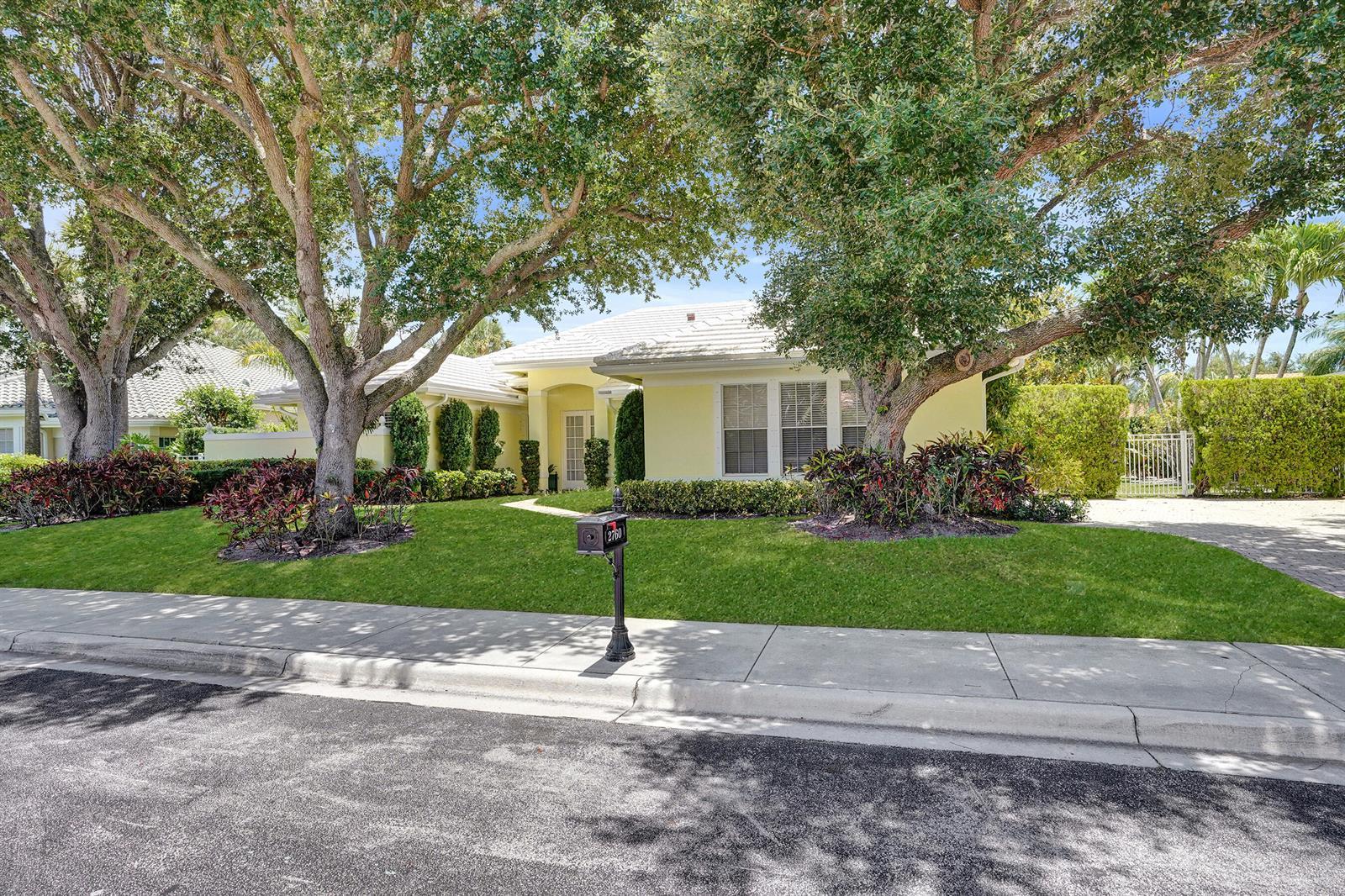 2760 Tecumseh Drive, West Palm Beach FL 33409 photo 3