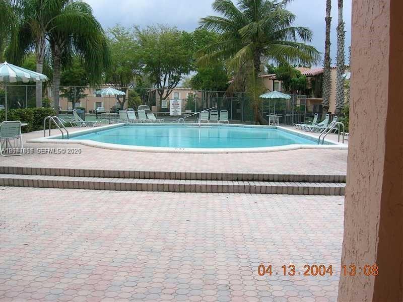 10794 N Kendall Dr # B22, Miami FL 33176 photo 2
