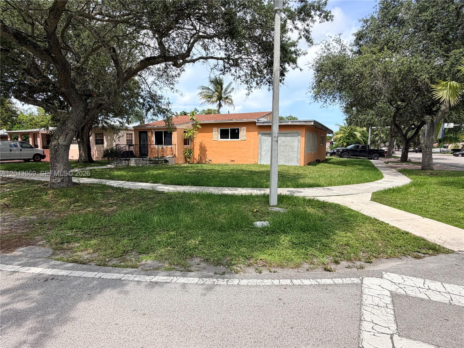 13105 NW 12th Ave, North Miami FL 33168 photo 5